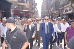 سعيد يقود حملة مكبرة لإزالة الإشغالات بمدينة الزقازيق بالشرقية