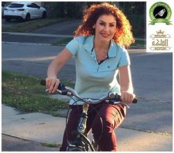 من لندن “سفيرة المرأة العربية” على الدراجة الهوائية