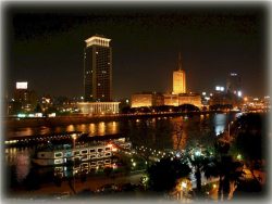 القاهرة الساهرة تحصد جائزة الاتحاد الدولي للكتاب السياحيين 2017 .