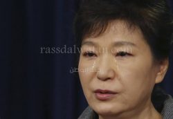 رئيسة كوريا الجنوبية تعتذر بالدموع للشعب الكوري