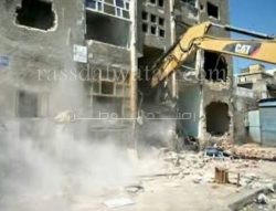 حي الجمرك بالإسكندرية يقرر إخلاء عقار من السكان بعد انهيار أجزاء منه