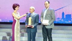 القليوبية تمثل مصر وتفوز بجائزة جوانجتشو للابتكار الحضري….ومحافظ القليوبية يتسلم الجائزة من دولة الصين