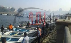 صيادين عزبة البرج يحتجون أمام محافظة دمياط لمنعهم من الصيد