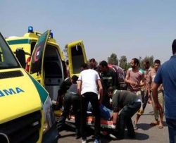 مصرع شخصين واصابة18 اخرين بحادث انقلاب سيارة عمال بطريق القاهره-الاسكندريه