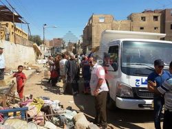 نقل سوق أخميم من أمام معبد “ميريت أمون” بسوهاج