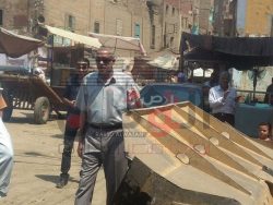 بالصور…كمال شلبى يقود حملة مكبرة للنظافه ورفع الإشغالات بطهطا