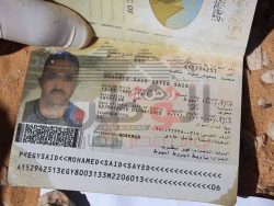 بالصور…العثور على جوازات سفر 12 مصرياً لقوا حتفهم بصحراء ليبيا
