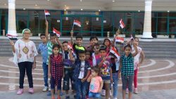 حصري بالصور…نادي إيروسبورت يحتفل بإنتصارات أكتوبر بتوزيع الأعلام لأعضائه و فرحة بالغة للأطفال
