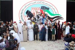 محمد بن راشد يشهد سباق كأس رئيس الدولة للقدرة بالوثبة في أبوظبي