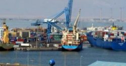 غلق بوغازى ميناءى الإسكندرية والدخيلة نظرا لسوء الأحوال الجومائية