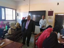 احمد مقبول يتابع سير تدريبات القرائية والحسابية بمدرسة قدرى ابو حسين الثانوية العسكرية باخميم بسوهاج