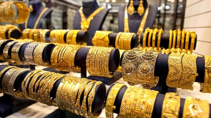 سعر مصنعية الذهب في المشغولات الذهبية واللازوردي وجنيه الذهب